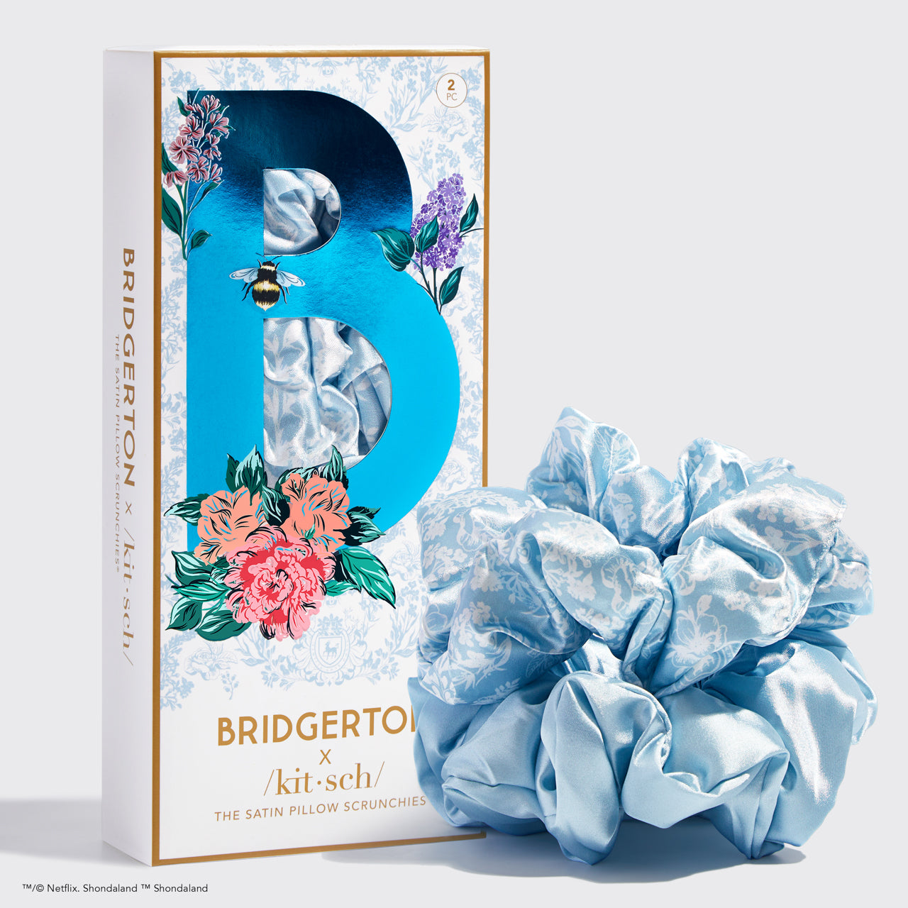 Bridgerton x Kitsch Cuscino di raso Scrunchies - Toile De Blue