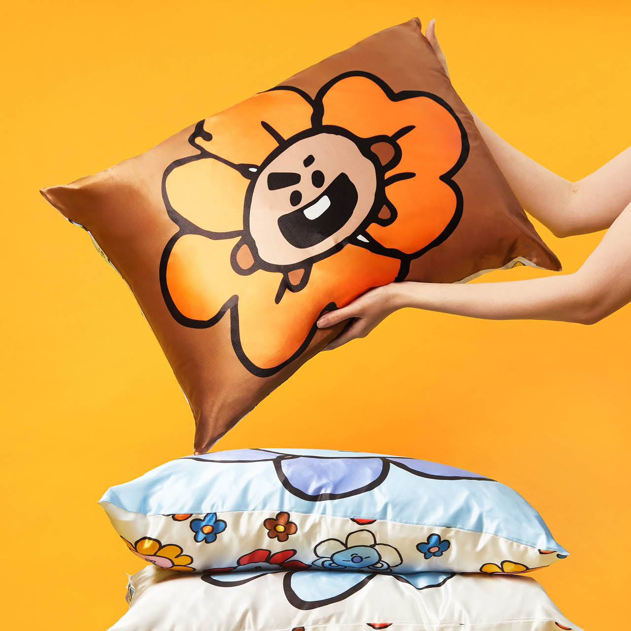 BT21 x Kitsch Satiini tyynyliina Standard - Shooky - Shooky