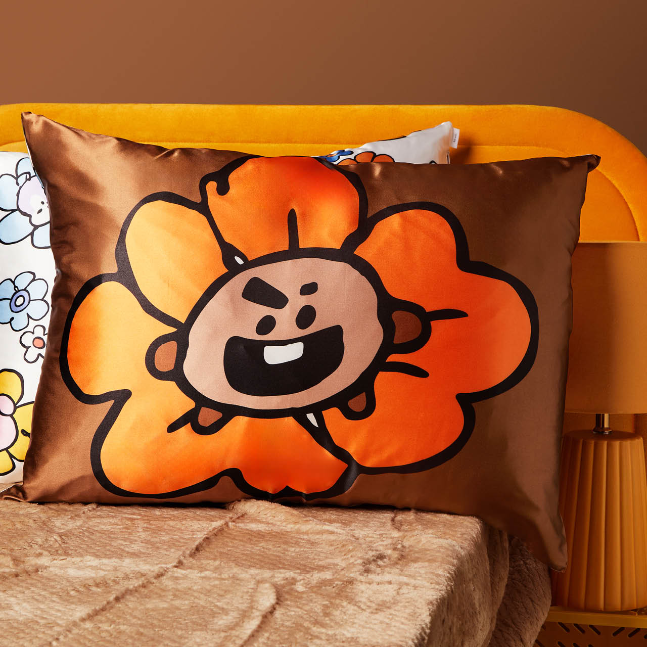 BT21 meets Kitsch King Kussensloop - SHOOKY