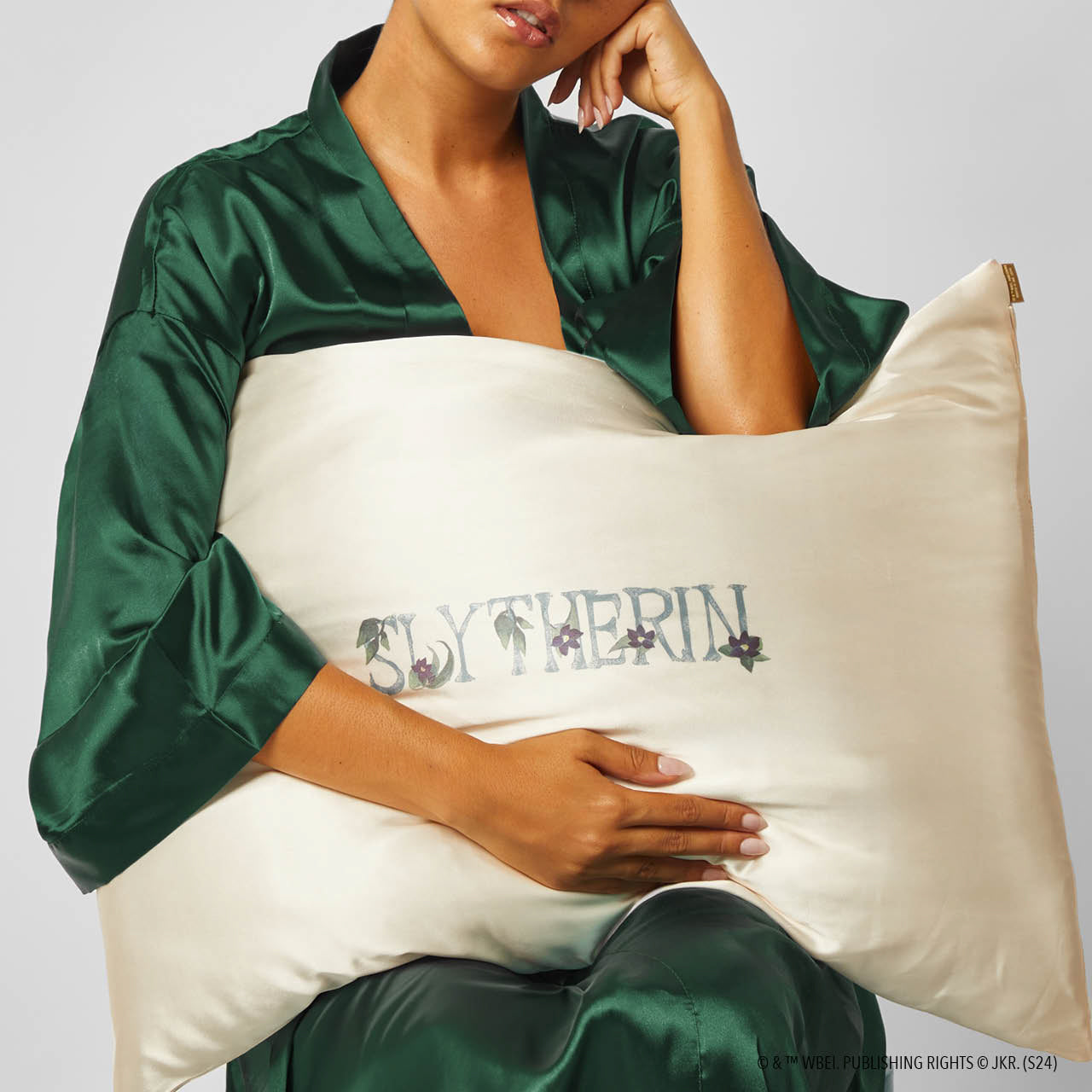 Harry Potter x Kitsch Satin örngott Standard - Slytherin